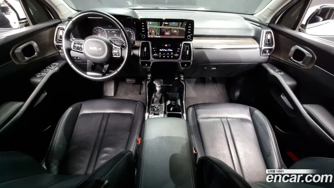 Kia Sorento — фото 7