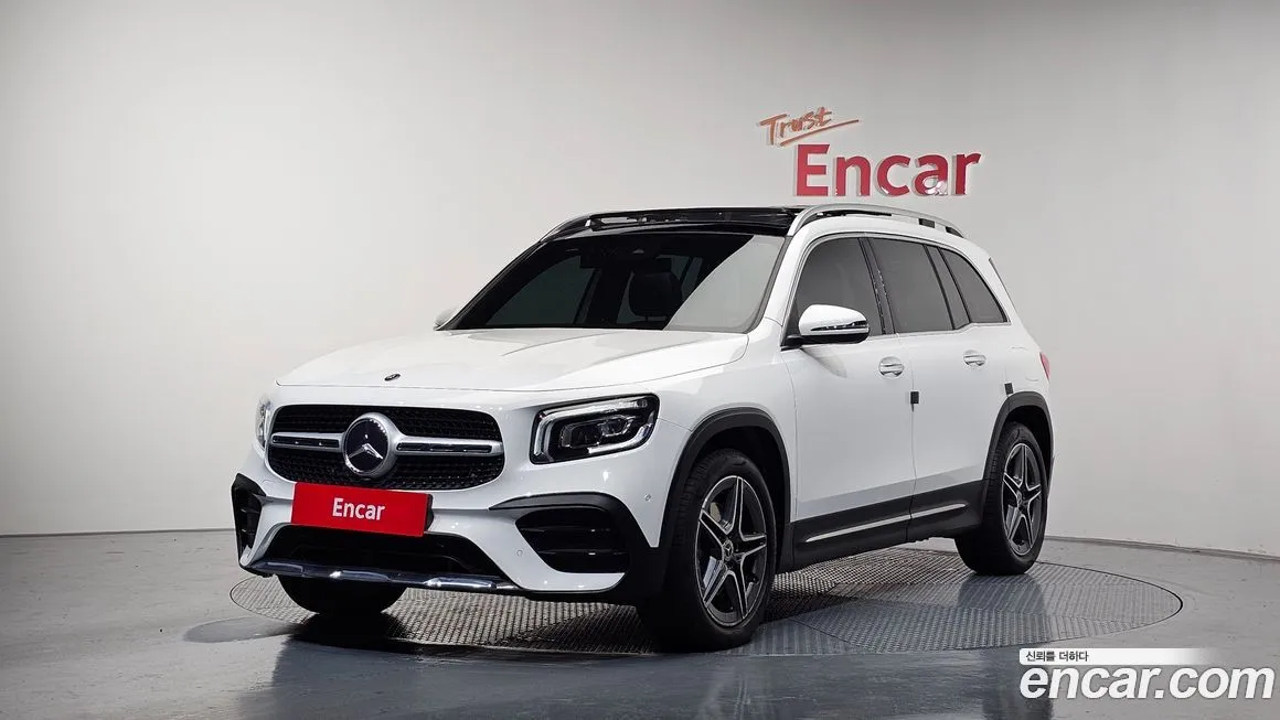 Mercedes-Benz GLB-Class — фото 1