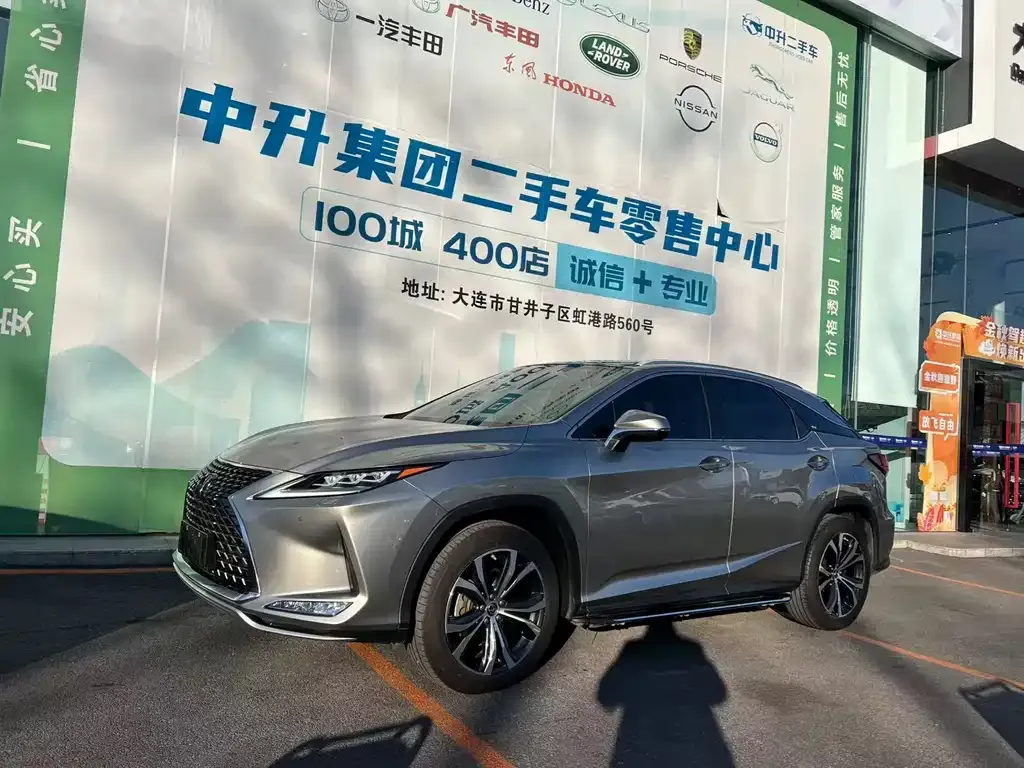 Lexus RX — фото 1