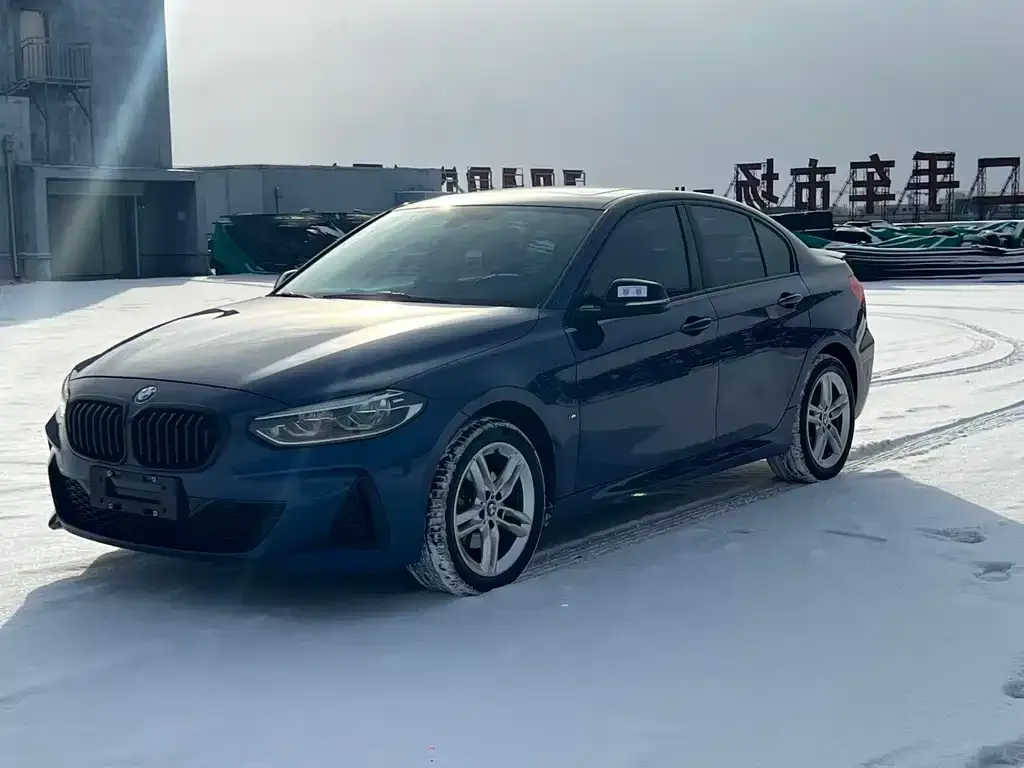 BMW 1 Series — фото 1