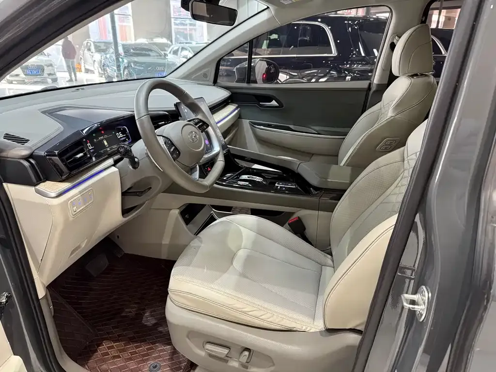 Hyundai Custo — фото 4