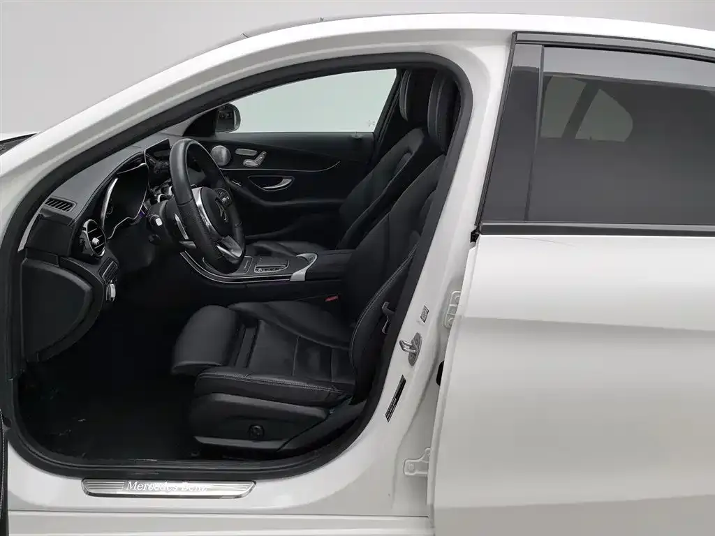 Mercedes-Benz C-Class — фото 10