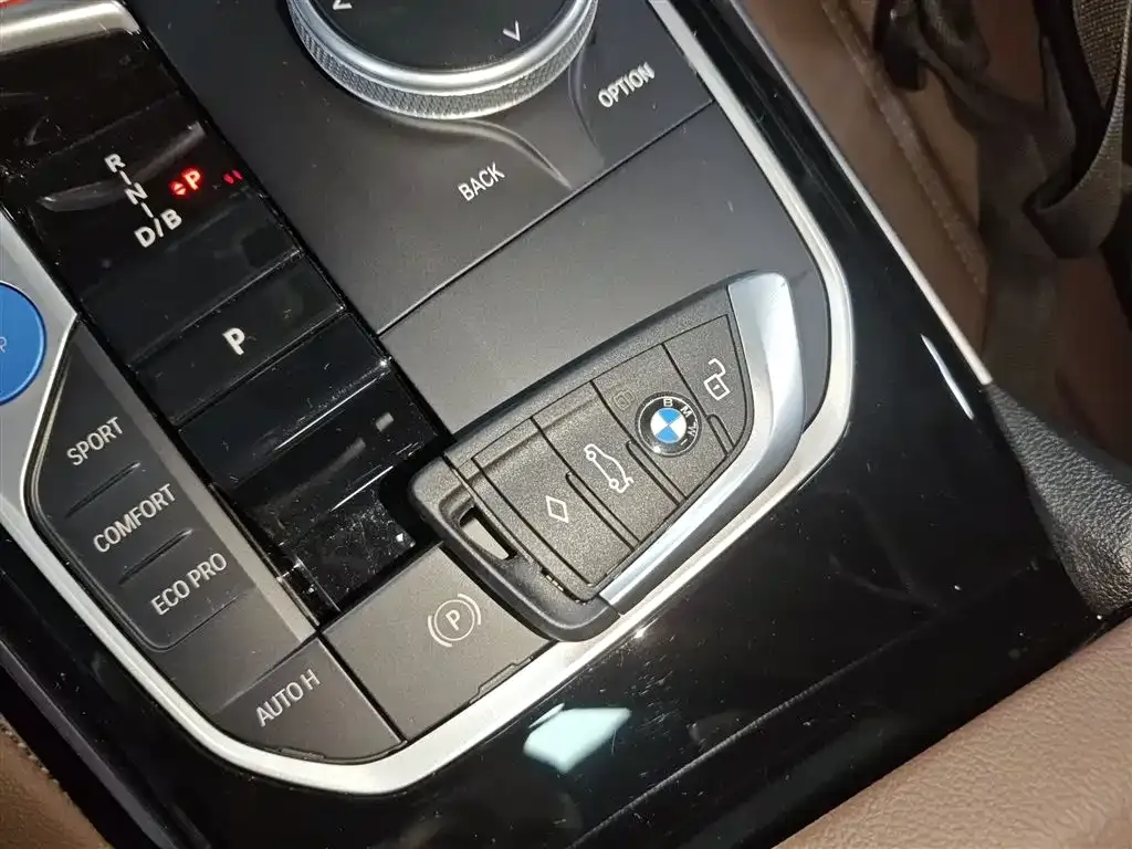 BMW i3 — фото 9