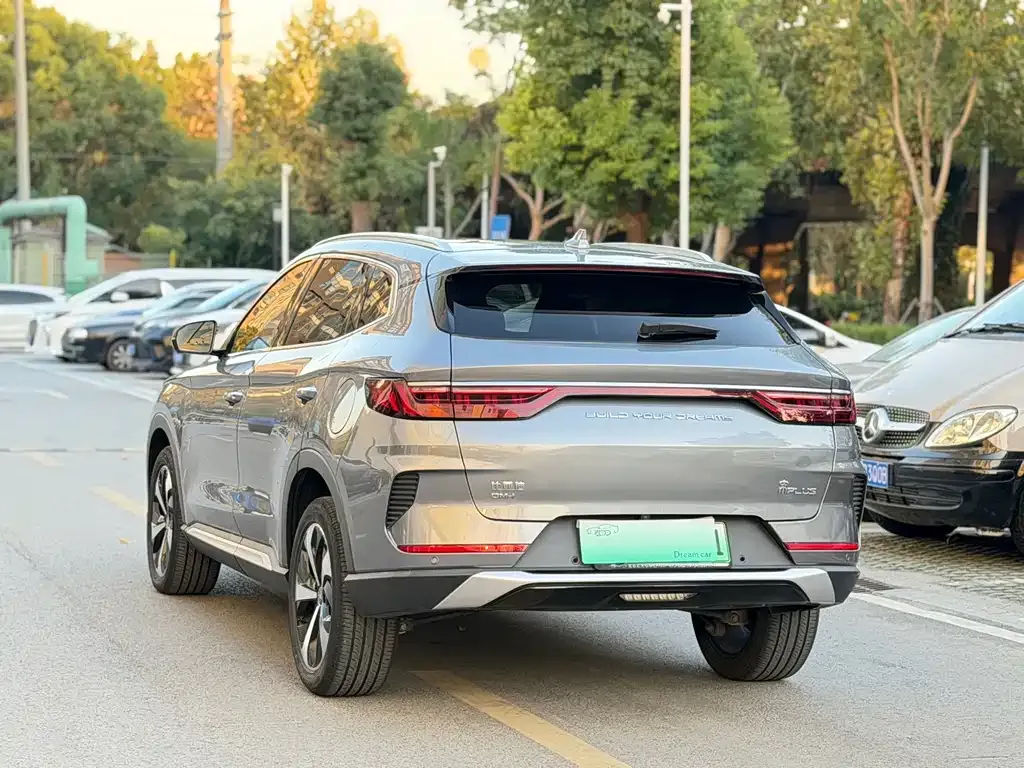 BYD PLUS New Energy — фото 9