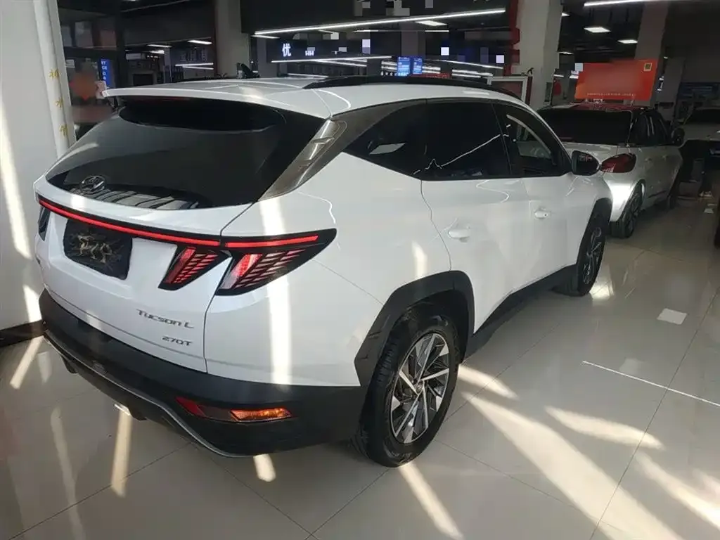 Hyundai Tucson — фото 7