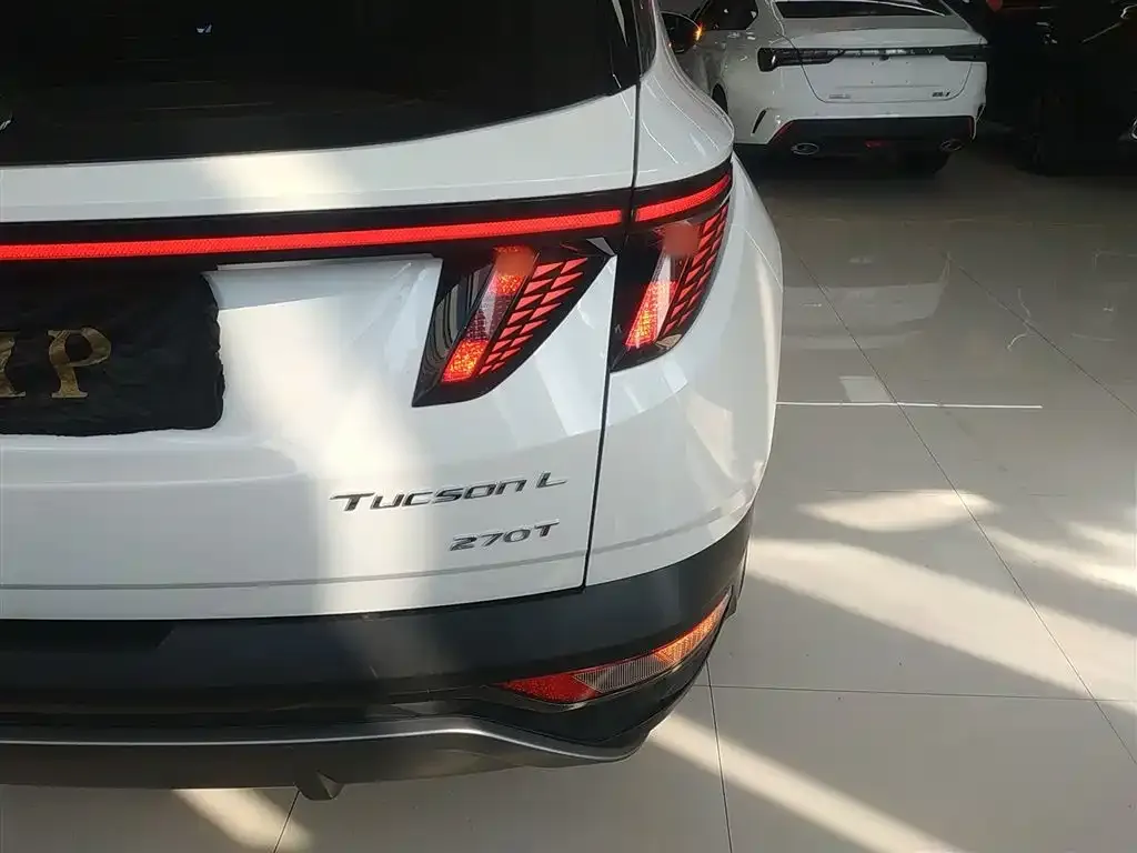 Hyundai Tucson — фото 8