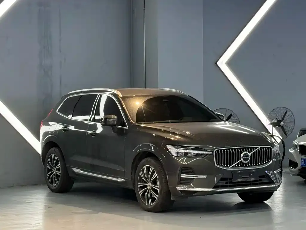 Volvo XC60 — фото 3