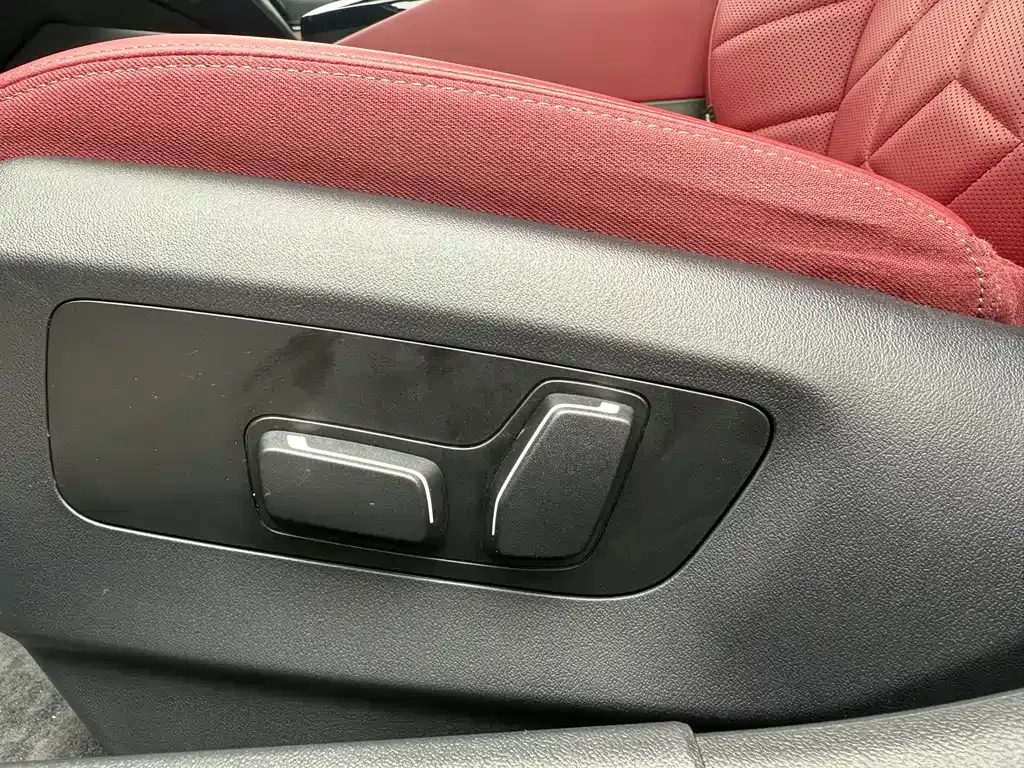 BMW i5 — фото 6