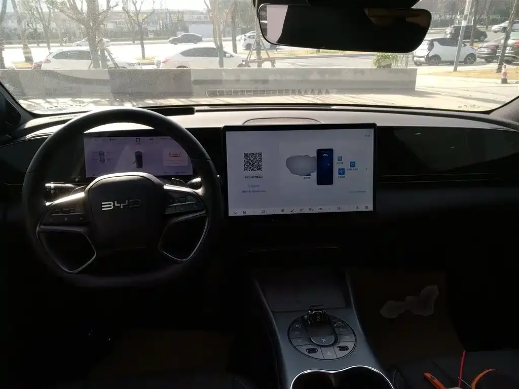 BYD Seal — фото 10