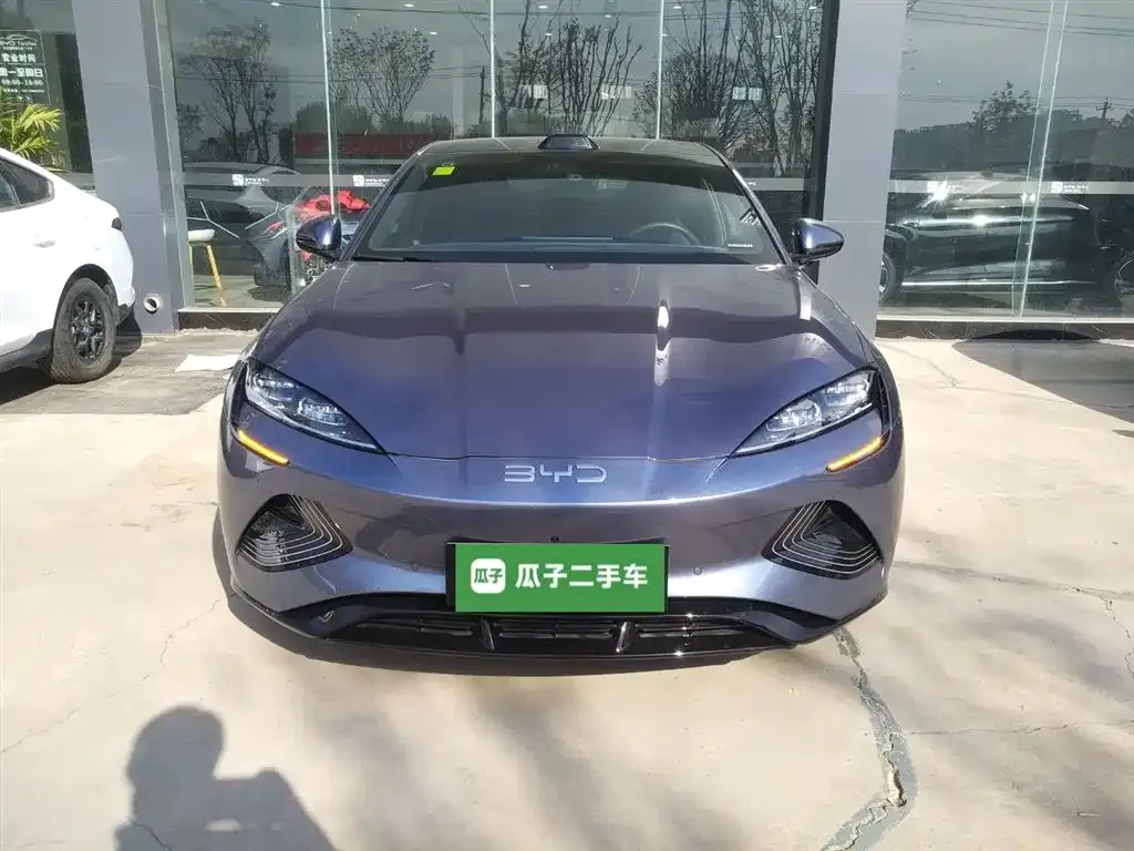 BYD Seal — фото 3