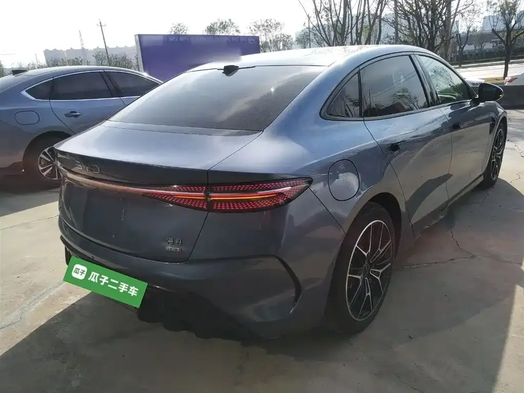 BYD Seal — фото 6