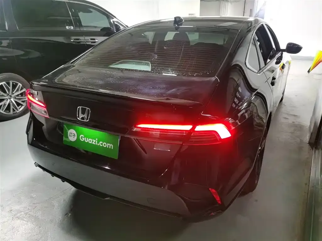 Honda Inspire — фото 7