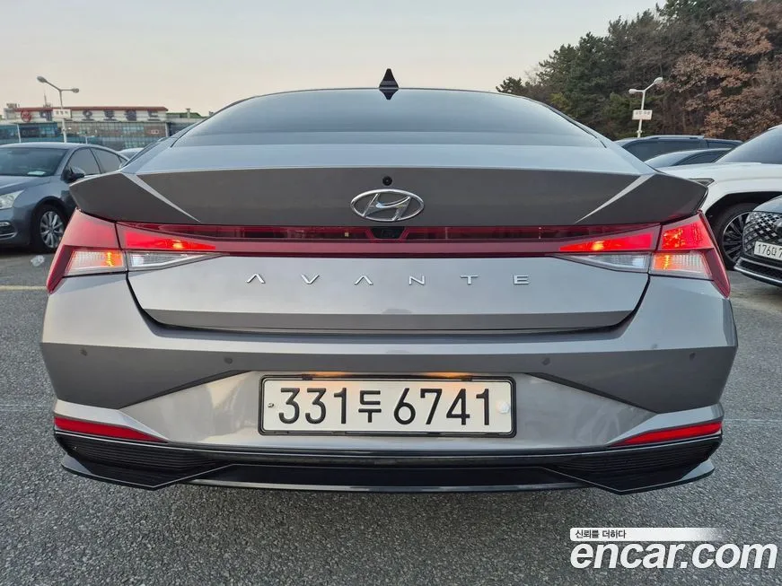 Hyundai AVANTE — фото 5