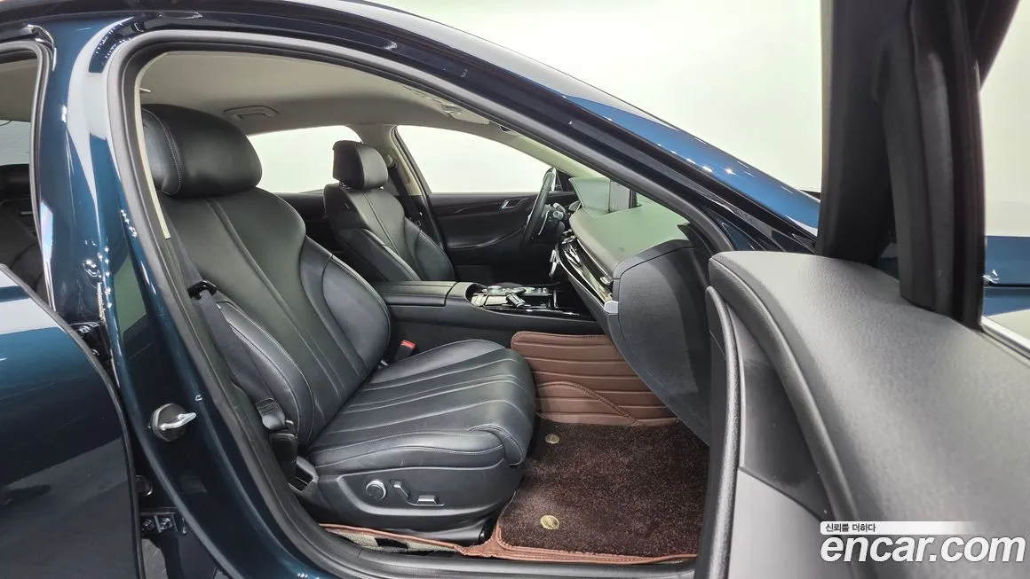 Genesis G80 — фото 10