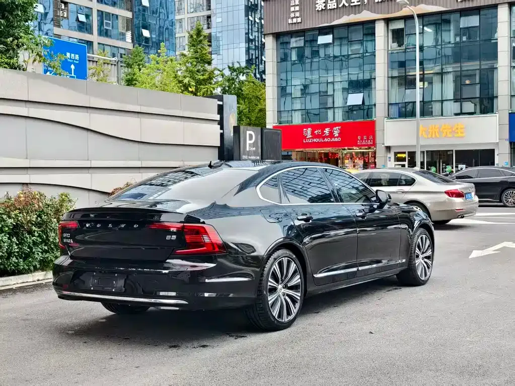 Volvo S90 — фото 7