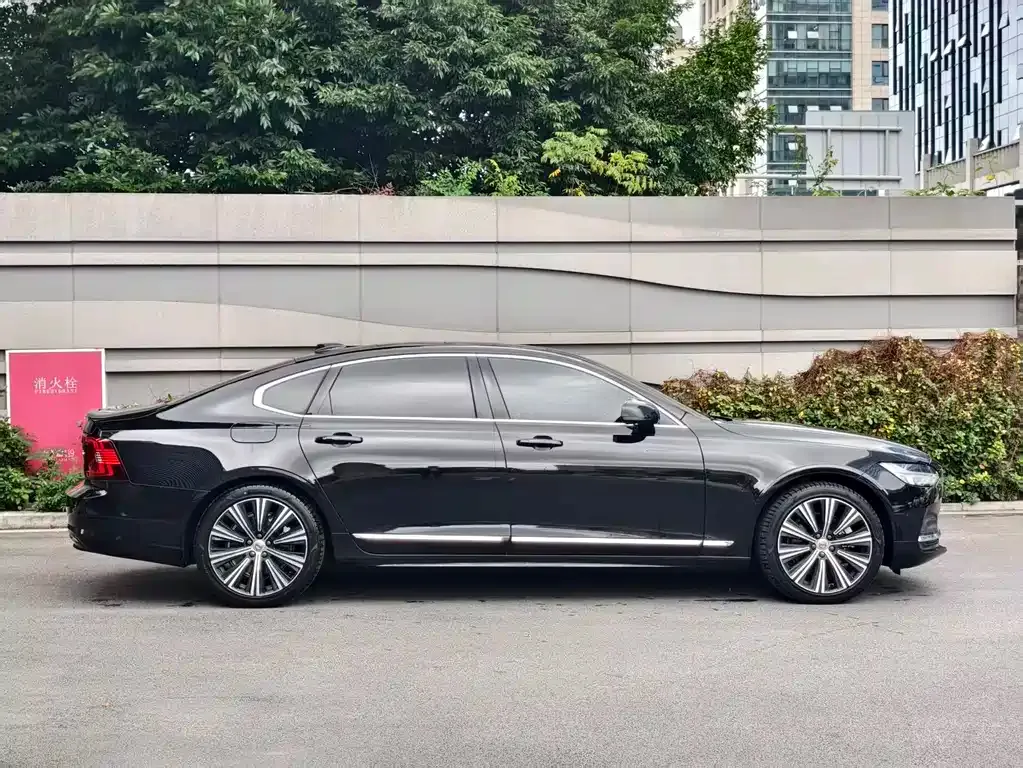 Volvo S90 — фото 8