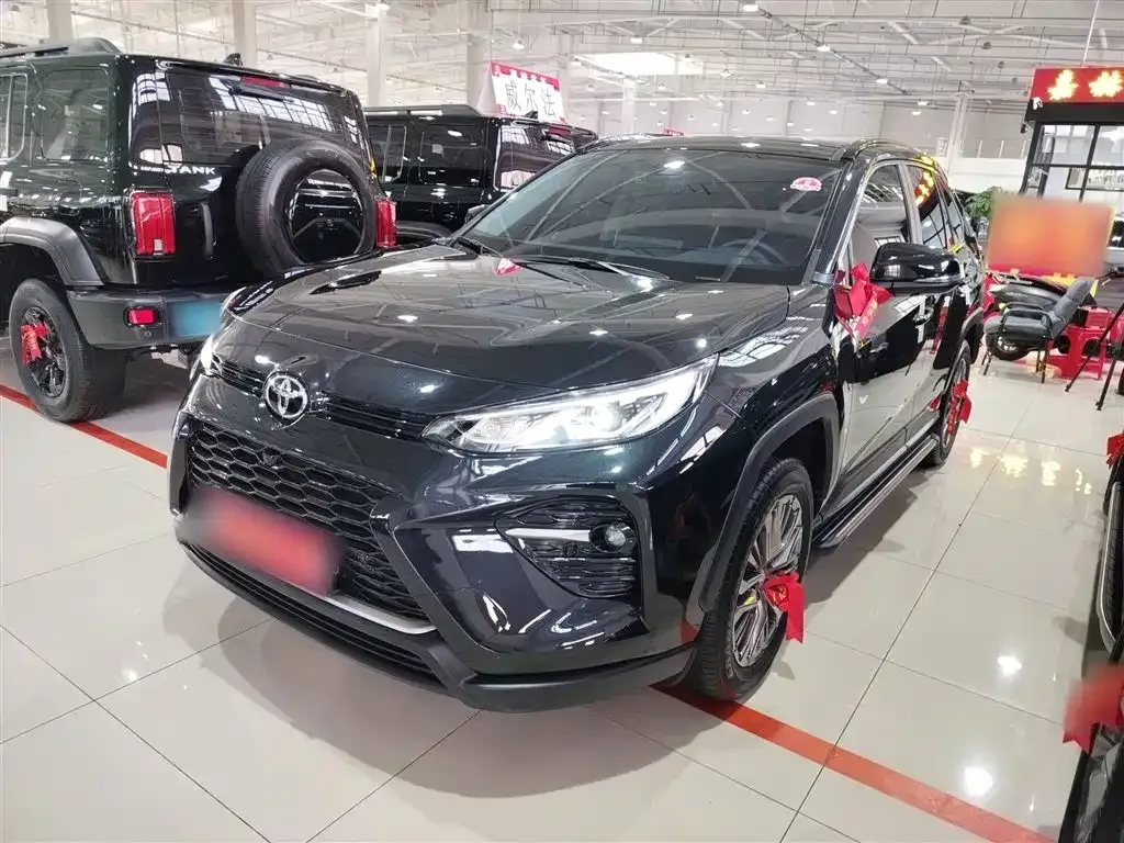 Toyota Wildlander — фото 1