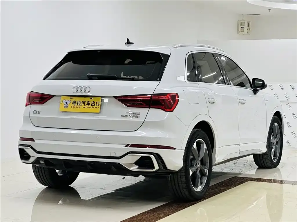 Audi Q3 — фото 3