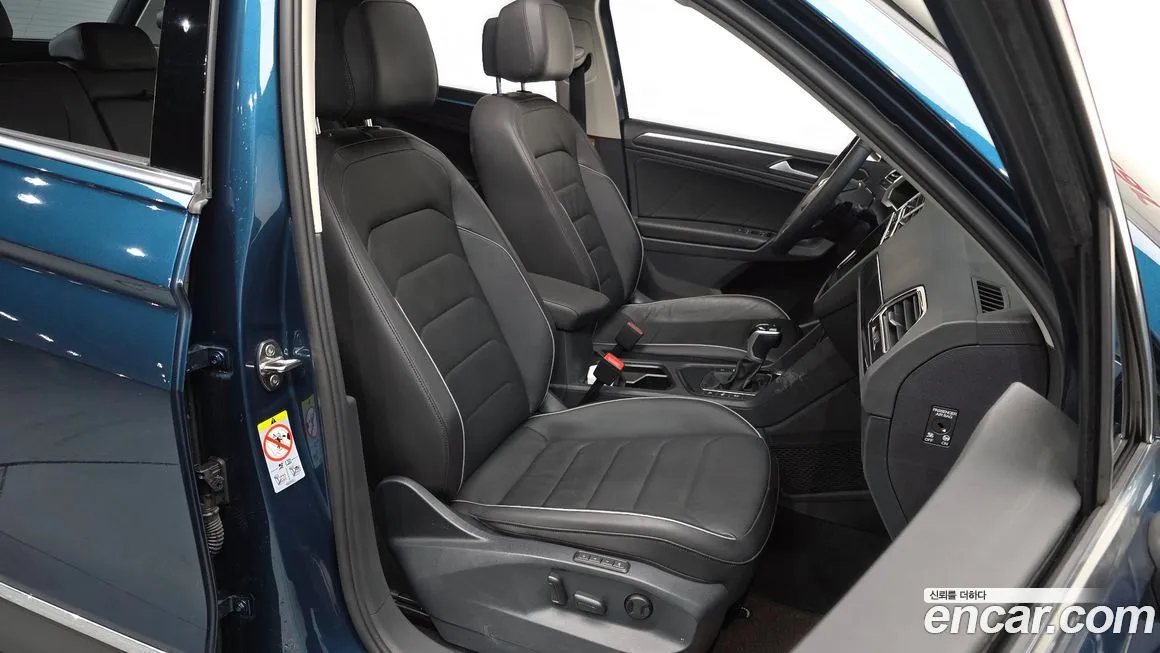 Volkswagen Tiguan — фото 10