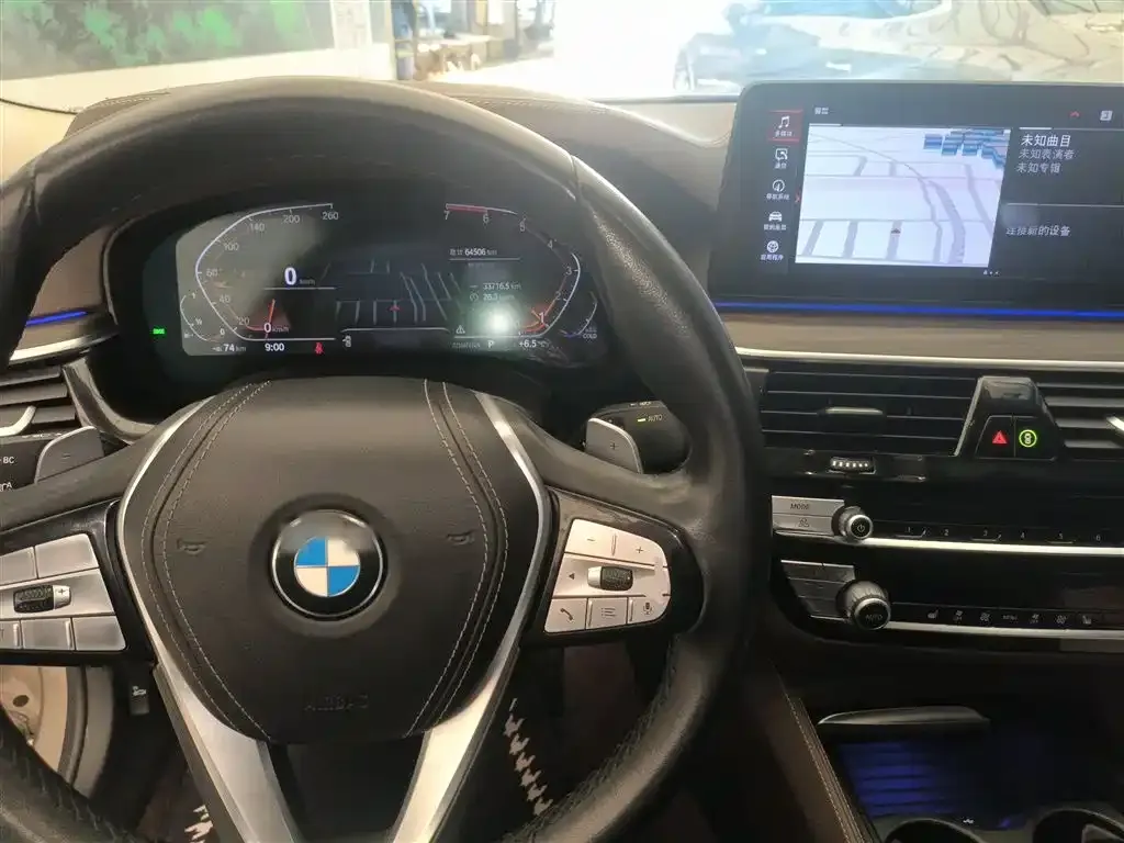 BMW 5 Series — фото 10