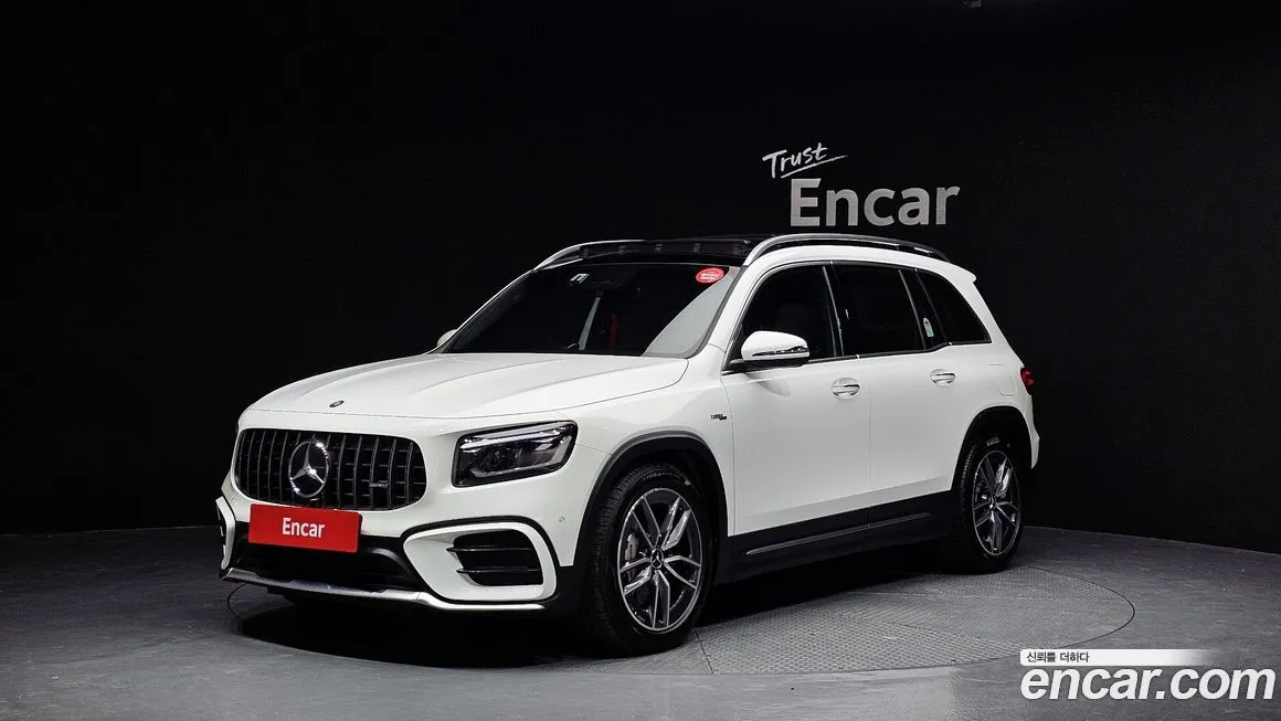 Mercedes-Benz GLB-Class — фото 1