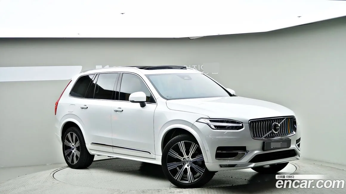 Volvo XC90 — фото 3