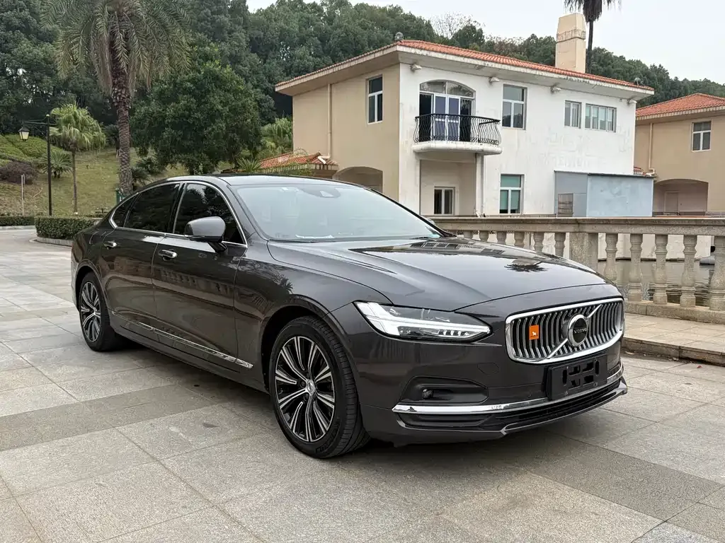 Volvo S90 — фото 3