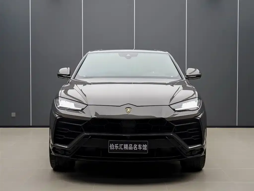 Lamborghini Urus — фото 3