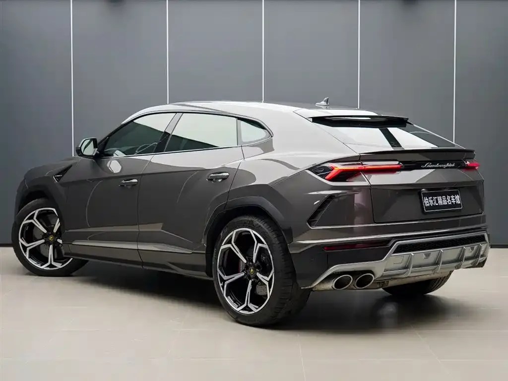Lamborghini Urus — фото 4