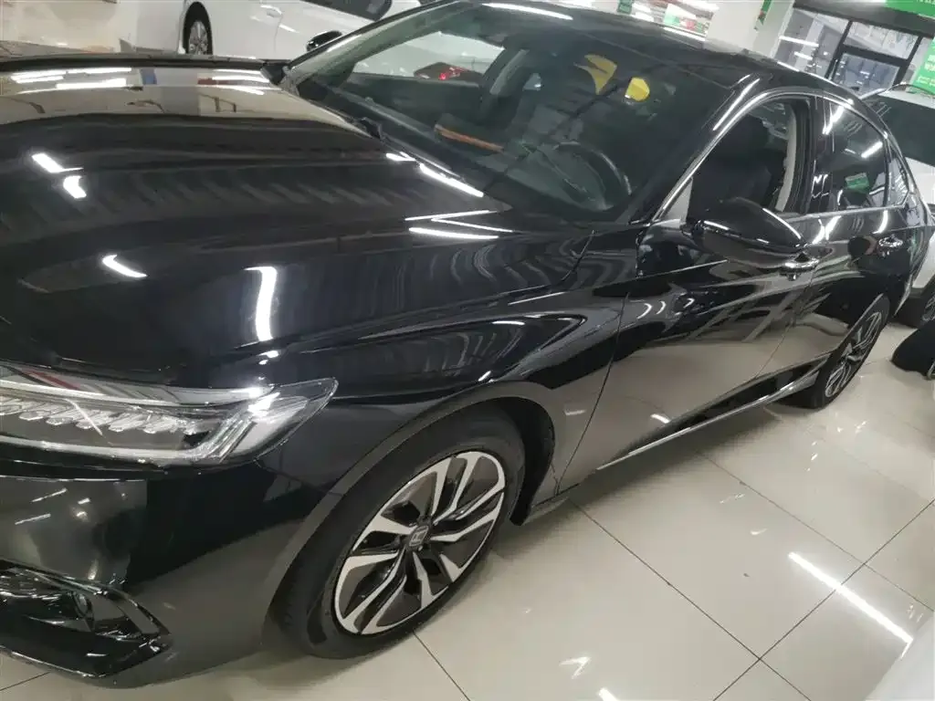 Honda Accord — фото 5