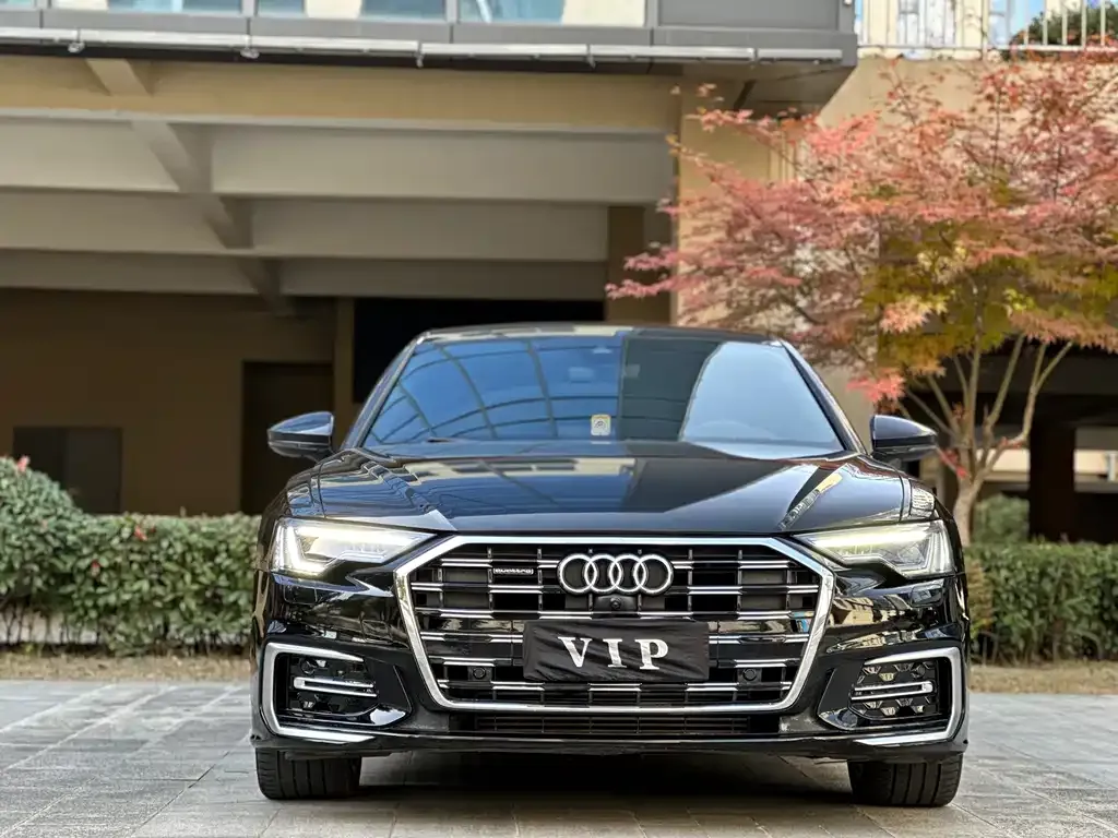 Audi A6L — фото 2