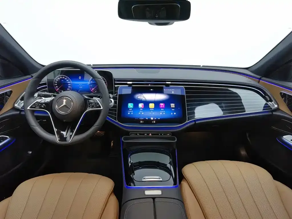 Mercedes-Benz E-Class — фото 5