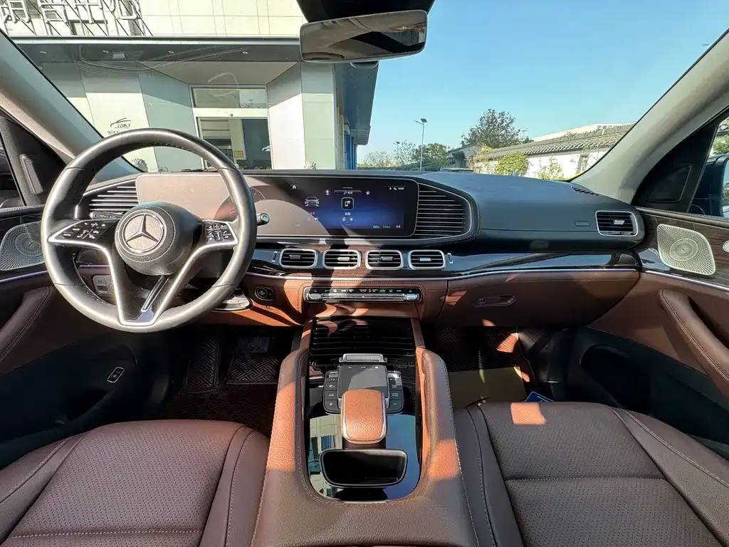 Mercedes-Benz GLE — фото 9