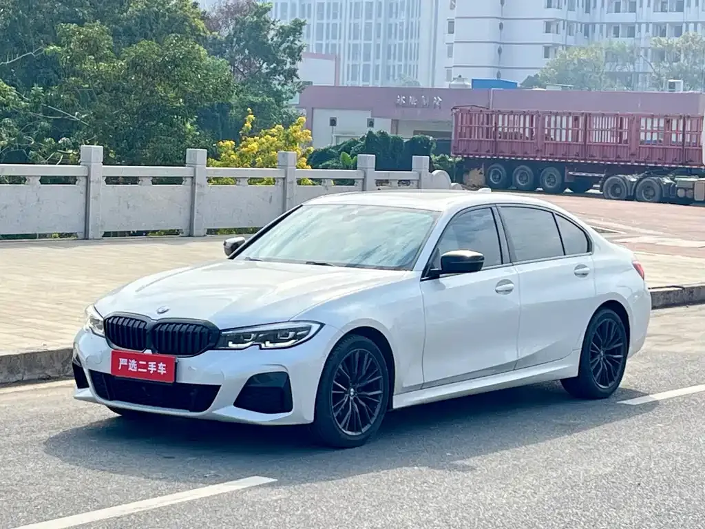 BMW 3 Series — фото 1