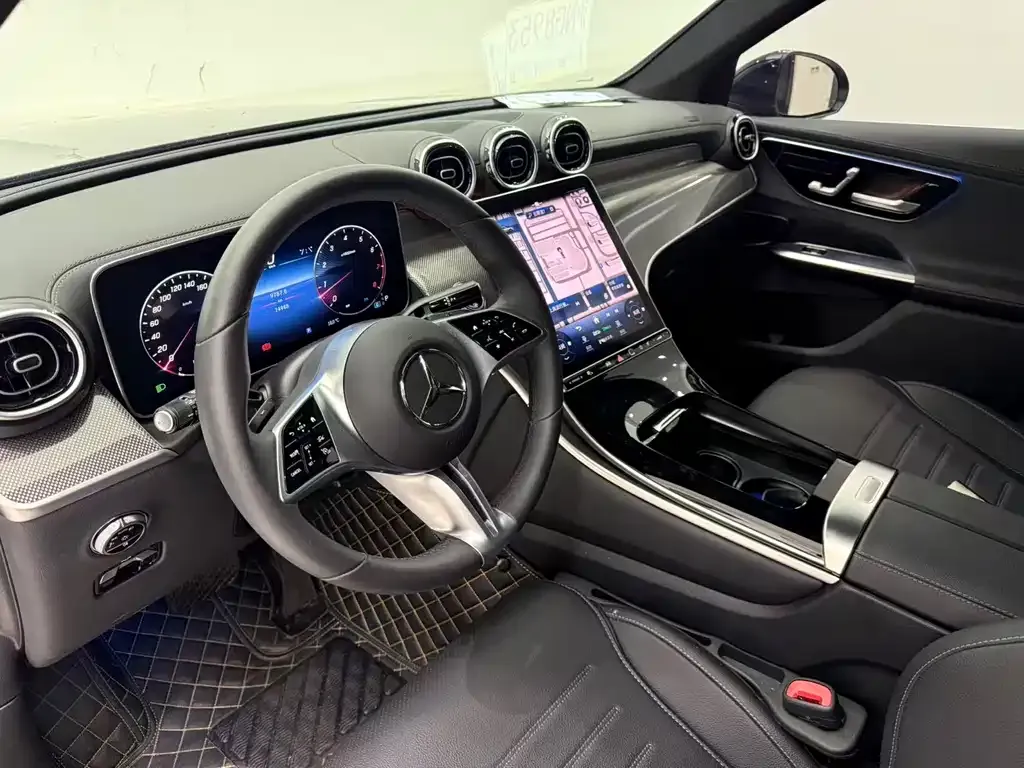 Mercedes-Benz GLC — фото 10