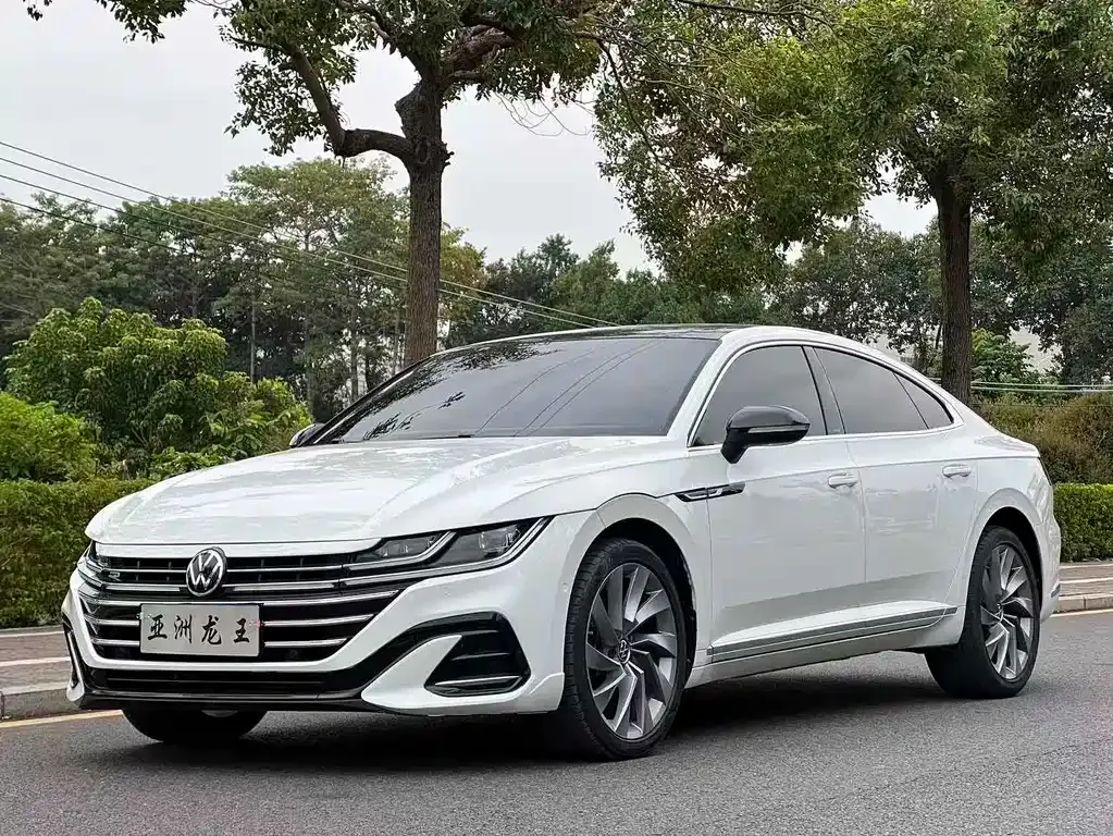 Volkswagen CC — фото 1