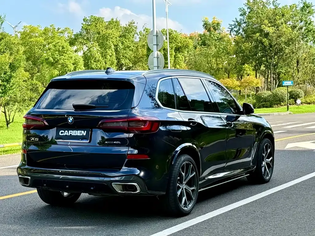 BMW X5 — фото 8