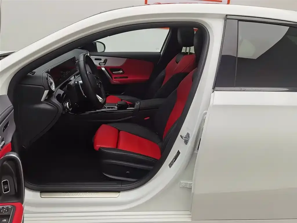 Mercedes-Benz A-Class AMG — фото 10
