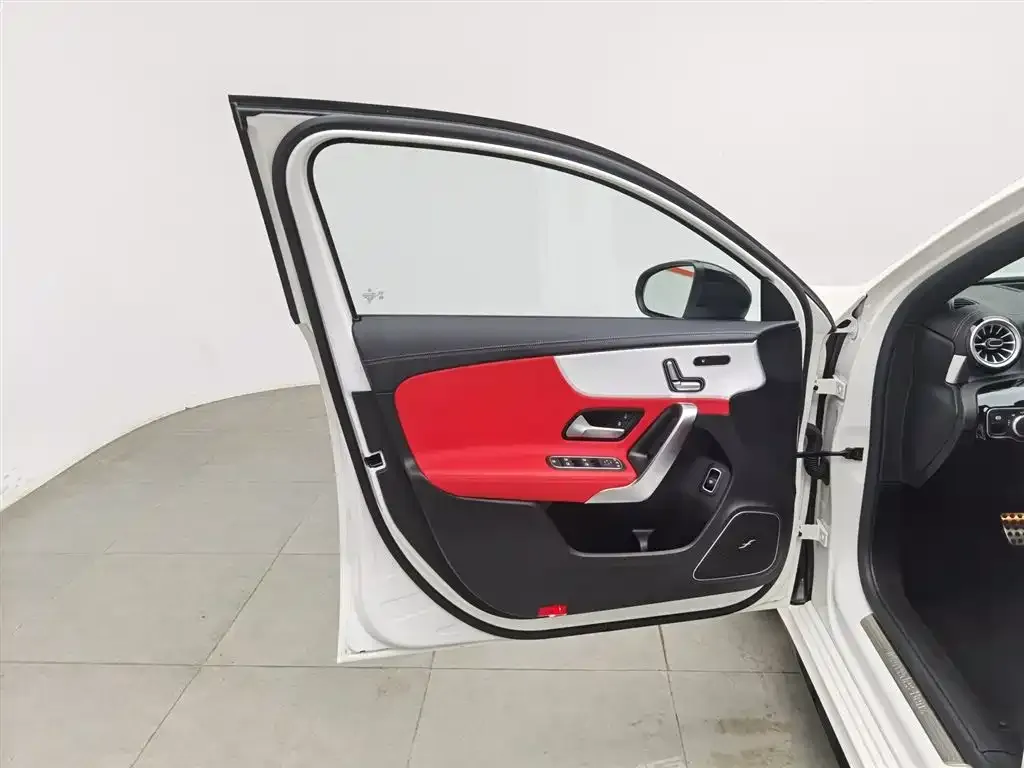 Mercedes-Benz A-Class AMG — фото 8
