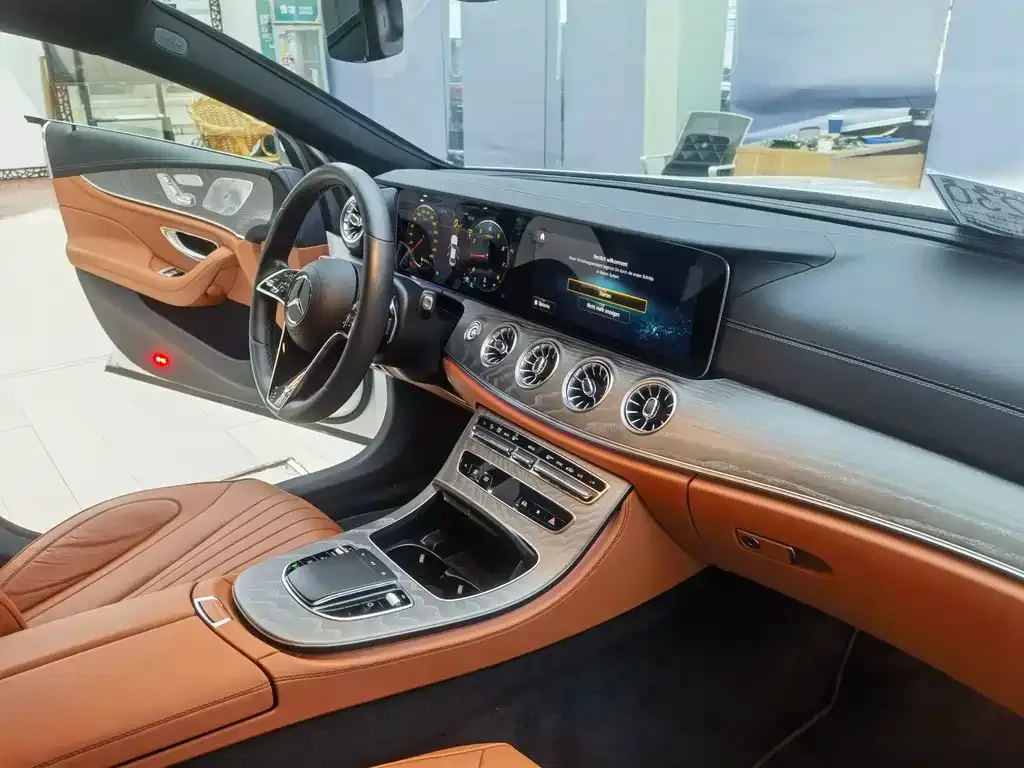 Mercedes-Benz CLS — фото 7