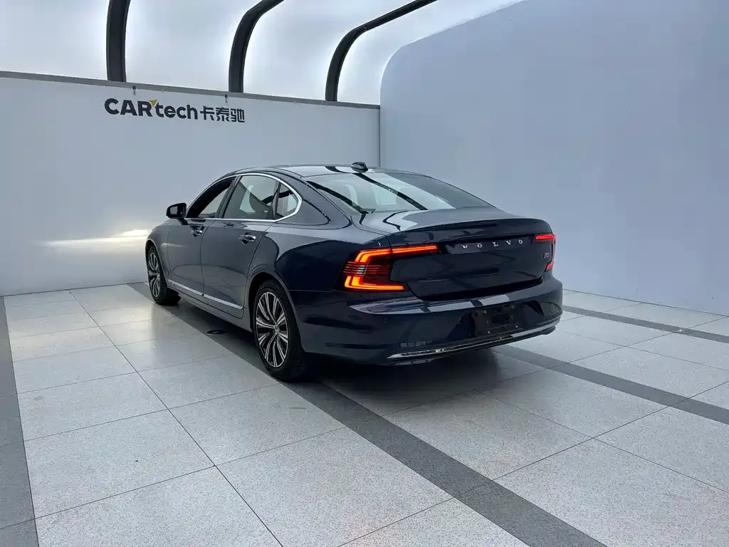 Volvo S90 — фото 6
