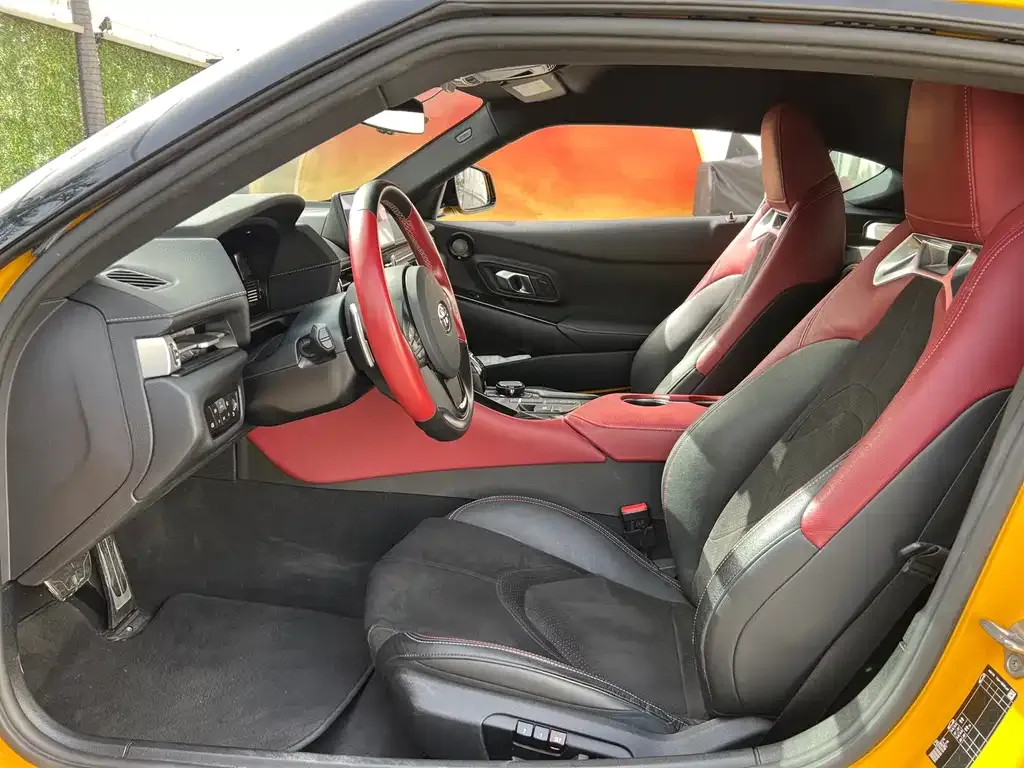 Toyota Supra — фото 10