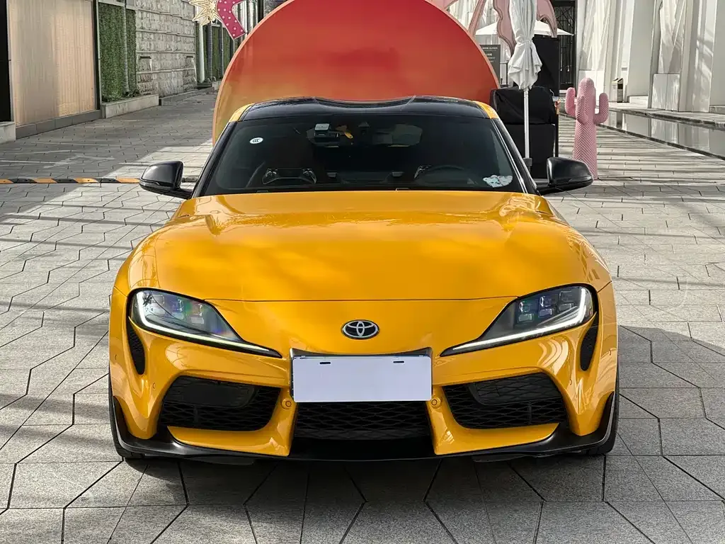Toyota Supra — фото 2