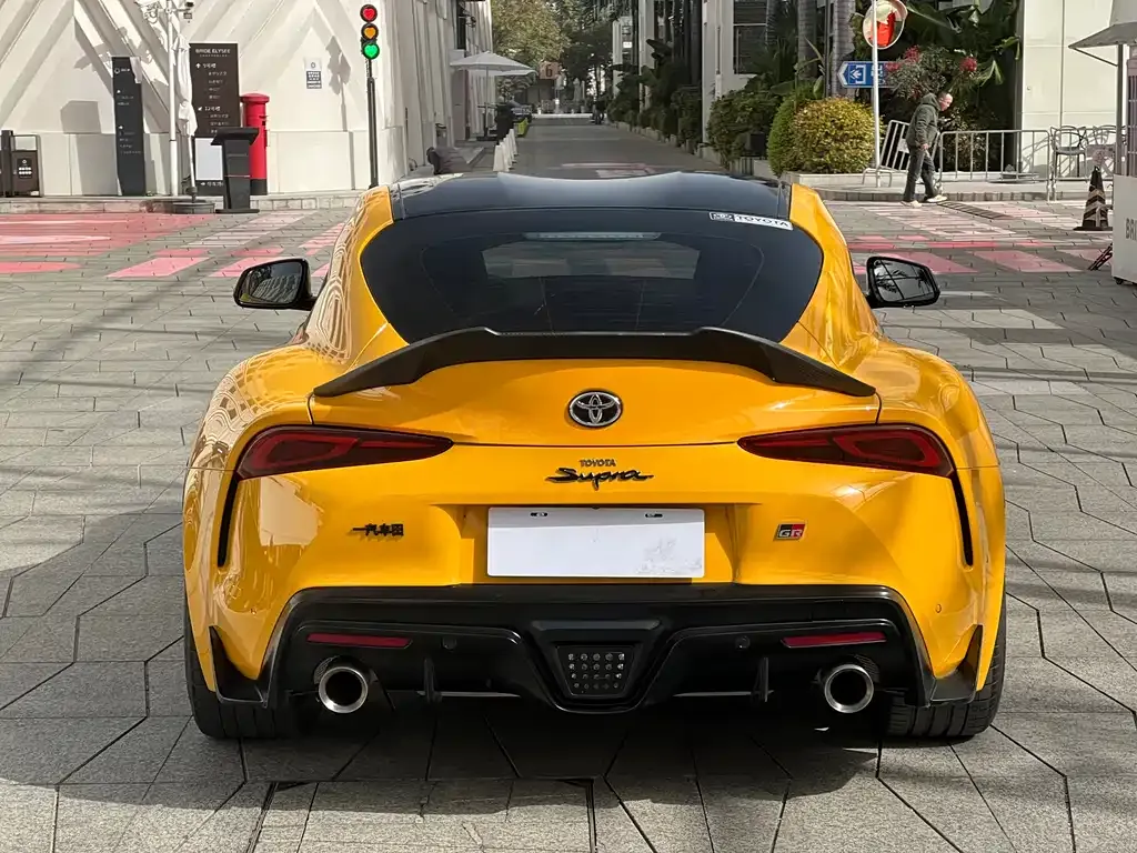 Toyota Supra — фото 5