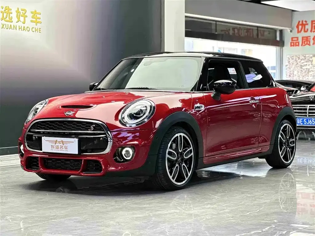 MINI Cooper (3-door) — фото 1