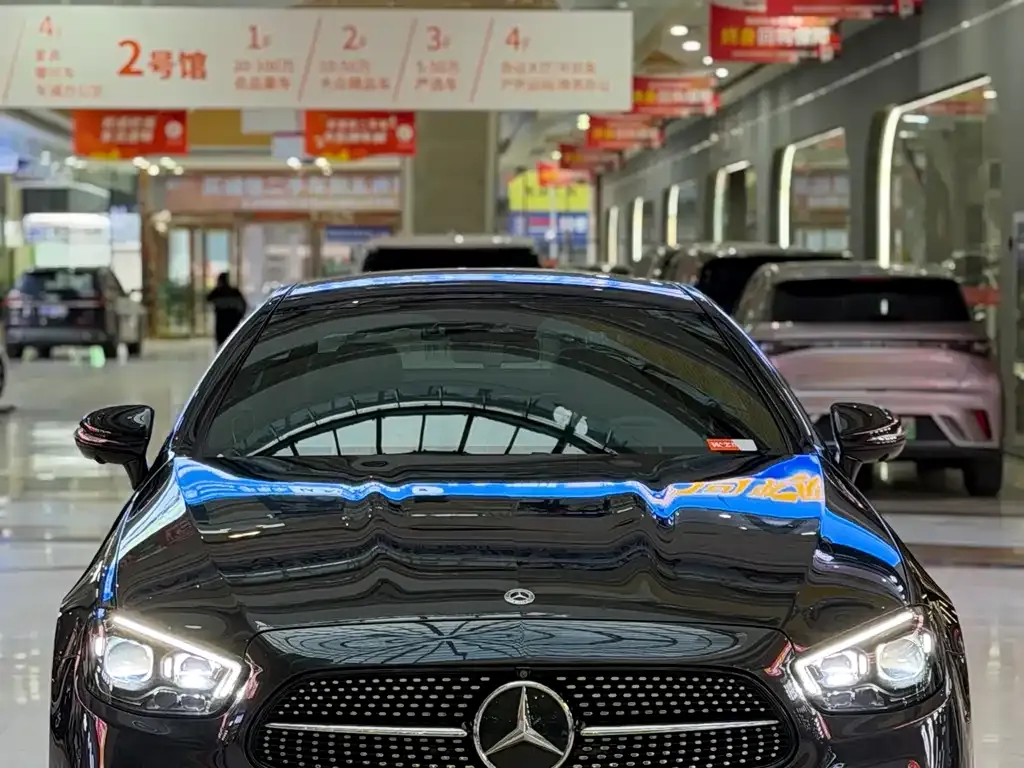 Mercedes-Benz E-Class (Import) — фото 2