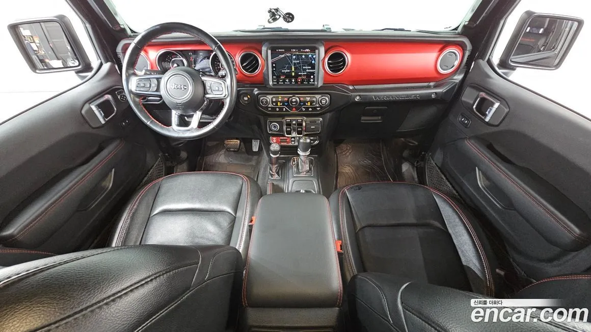 Jeep Wrangler — фото 7