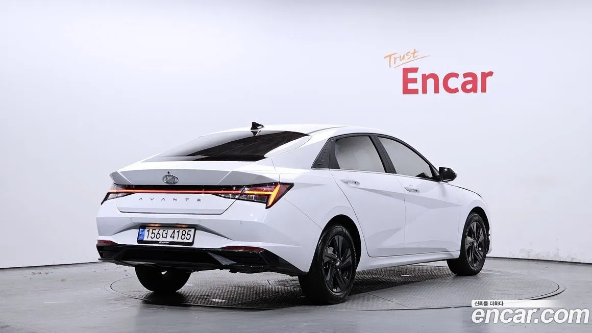 Hyundai AVANTE — фото 2