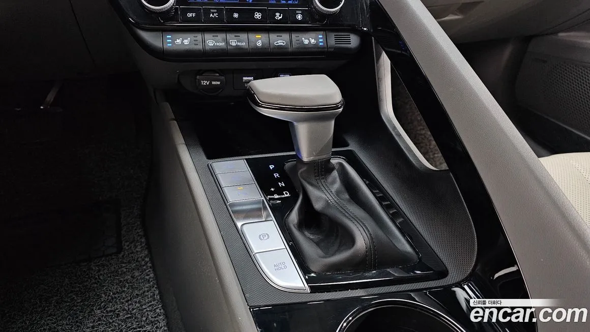 Hyundai AVANTE — фото 9