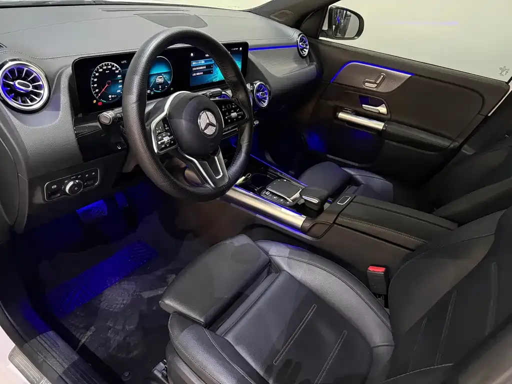 Mercedes-Benz GLA — фото 6